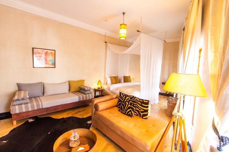 Riad Mayfez Suites & Spa Dış mekan fotoğraf